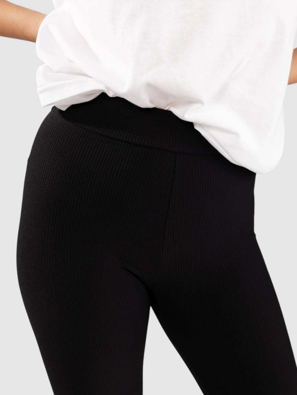 Blue Tomato Ribbed Long Leggings black