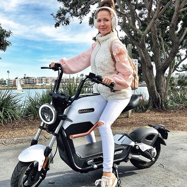 Scooter électrique Sunra Miku Max