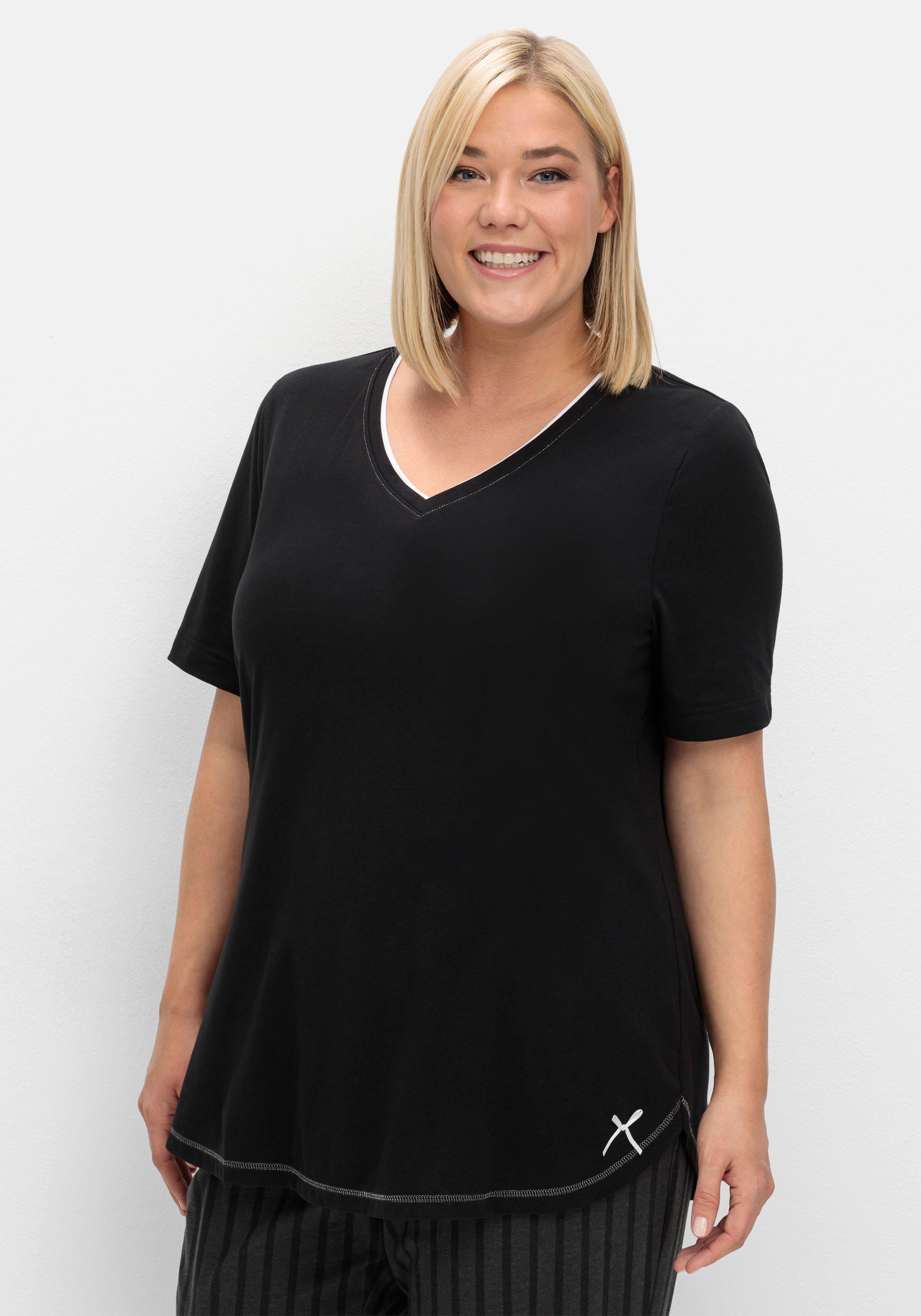 Schlafshirt mit V-Ausschnitt und Kontrastdetails