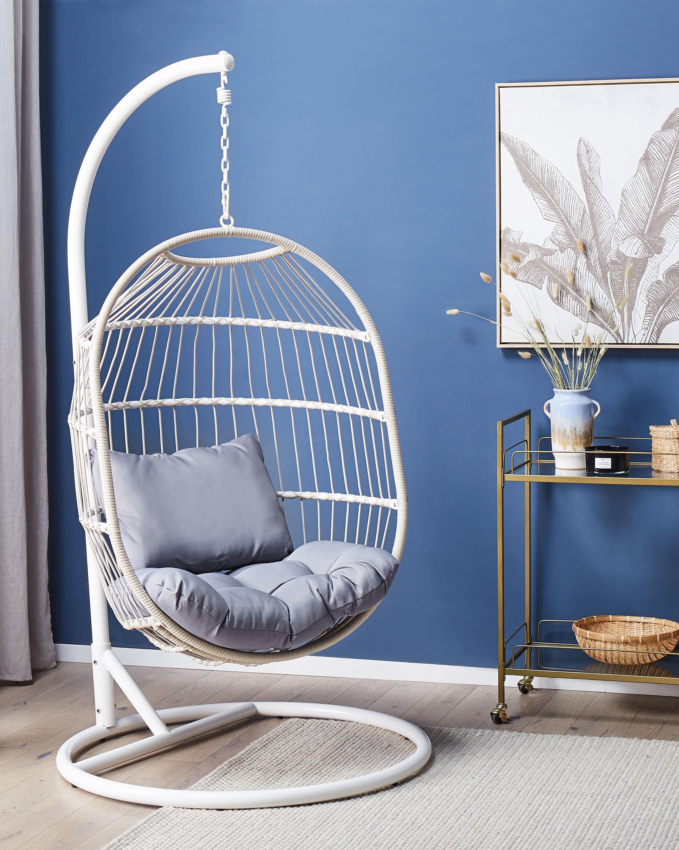 Hangstoel met standaard ALBA PE rotan Wit