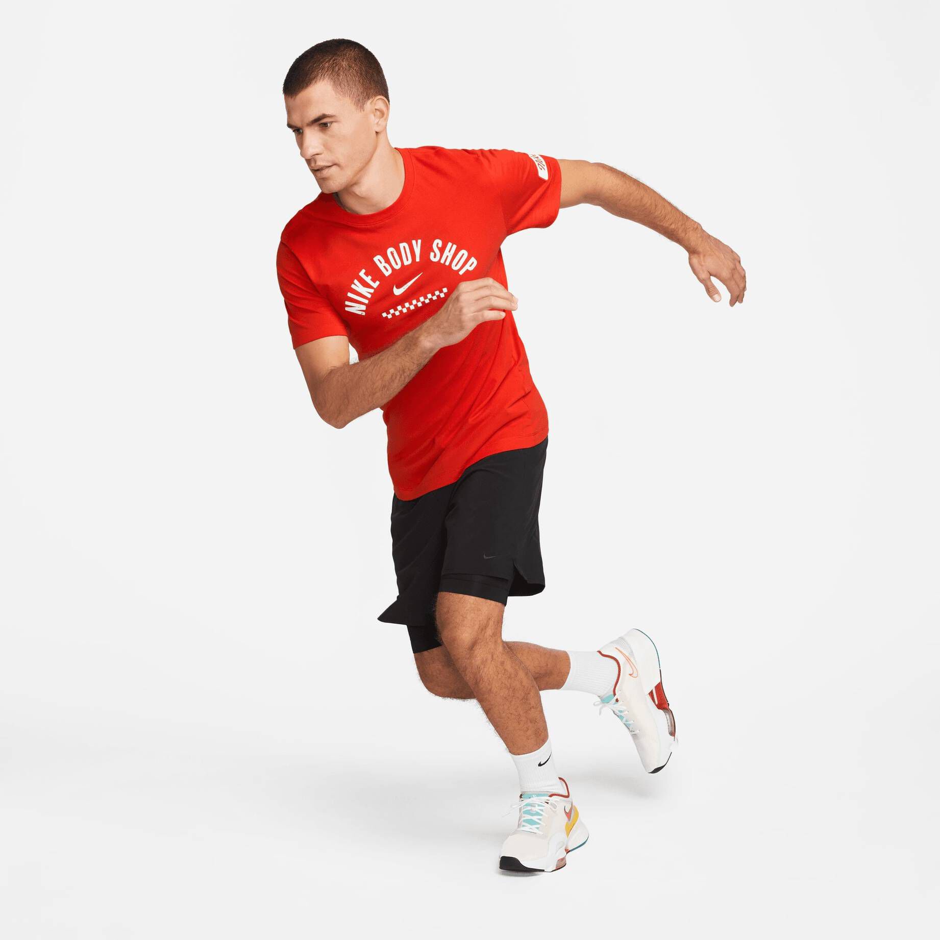 Nike| Herren T-Shirt NIKE BODY SHOP