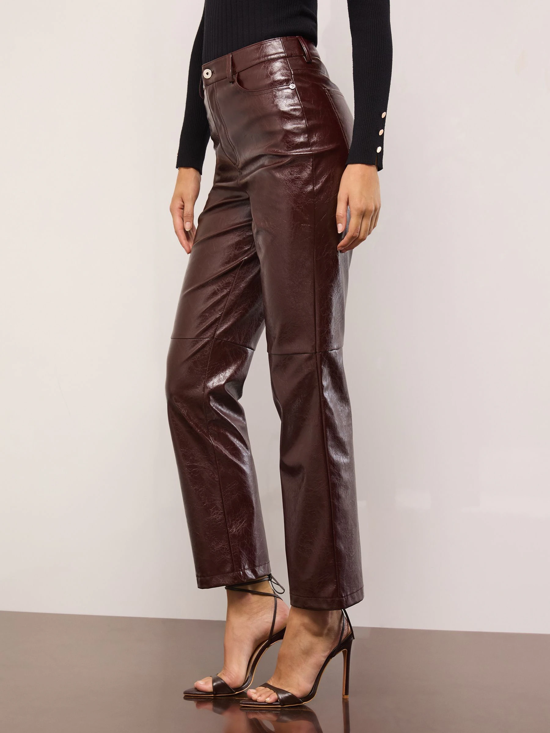 Kersenrood kunstleer - Lipsy broek met rechte pijpen