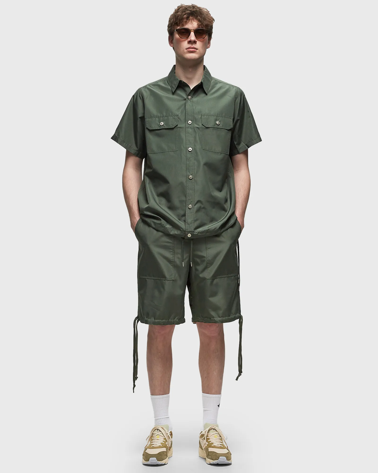 Taion MILITARY RVS SHORT PANTS