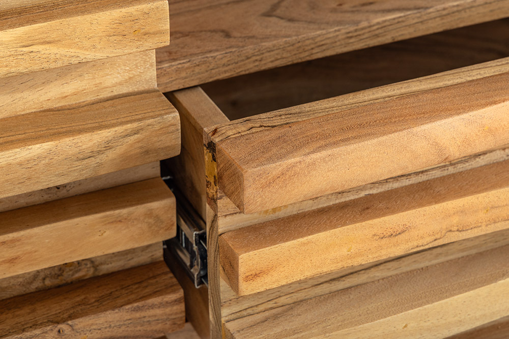 Hängendes TV-Lowboard RELIEF 200cm natur Akazienholz massiv mit aufwändiger Front