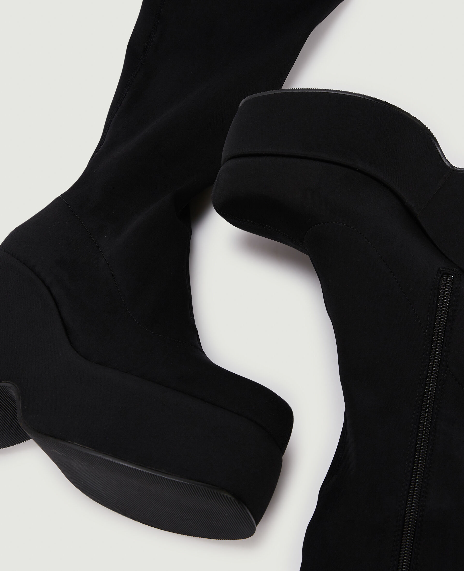 Bottes hautes avec semelles plateformes - Noir