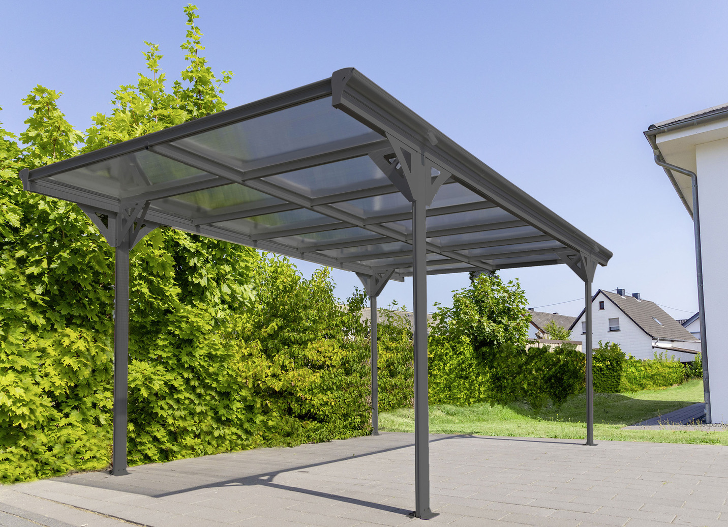 Carport mit Aluminium-Gestell