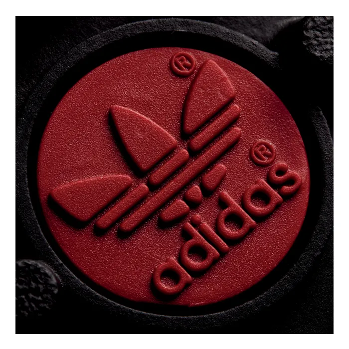 Adidas Mundial Team Senior