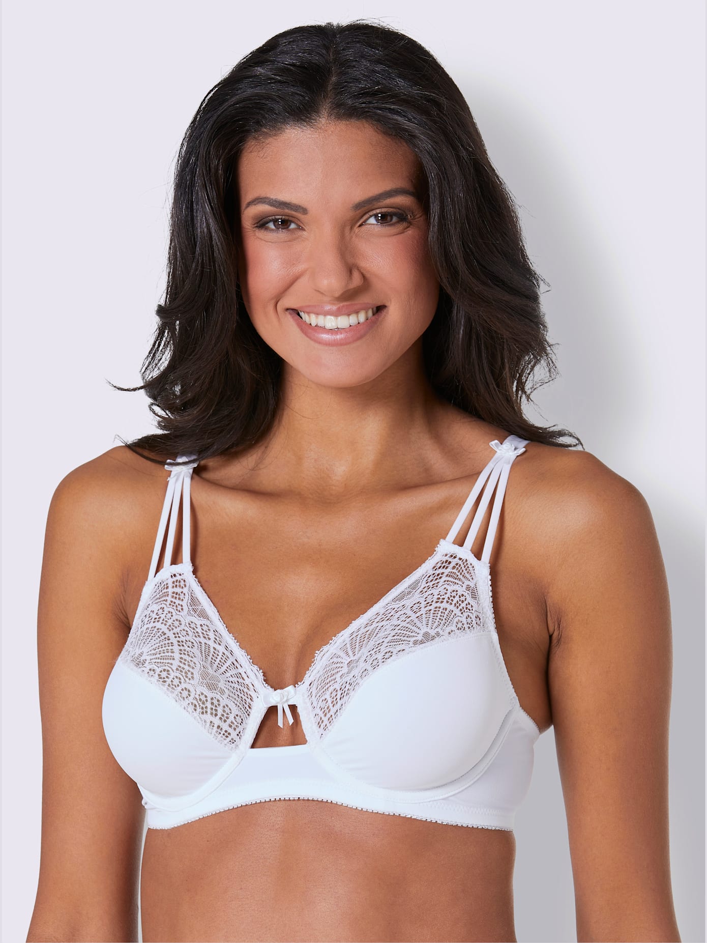 Soutien-gorge à armatures bon. b, c, d, e