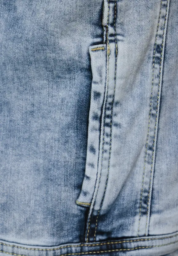 Hellblaue Jeansjacke - light blue washed