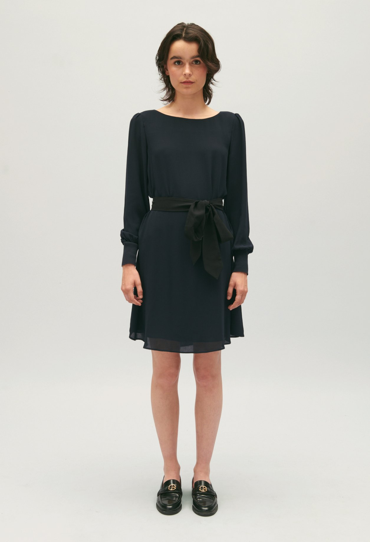 Robe courte ceinturee marine