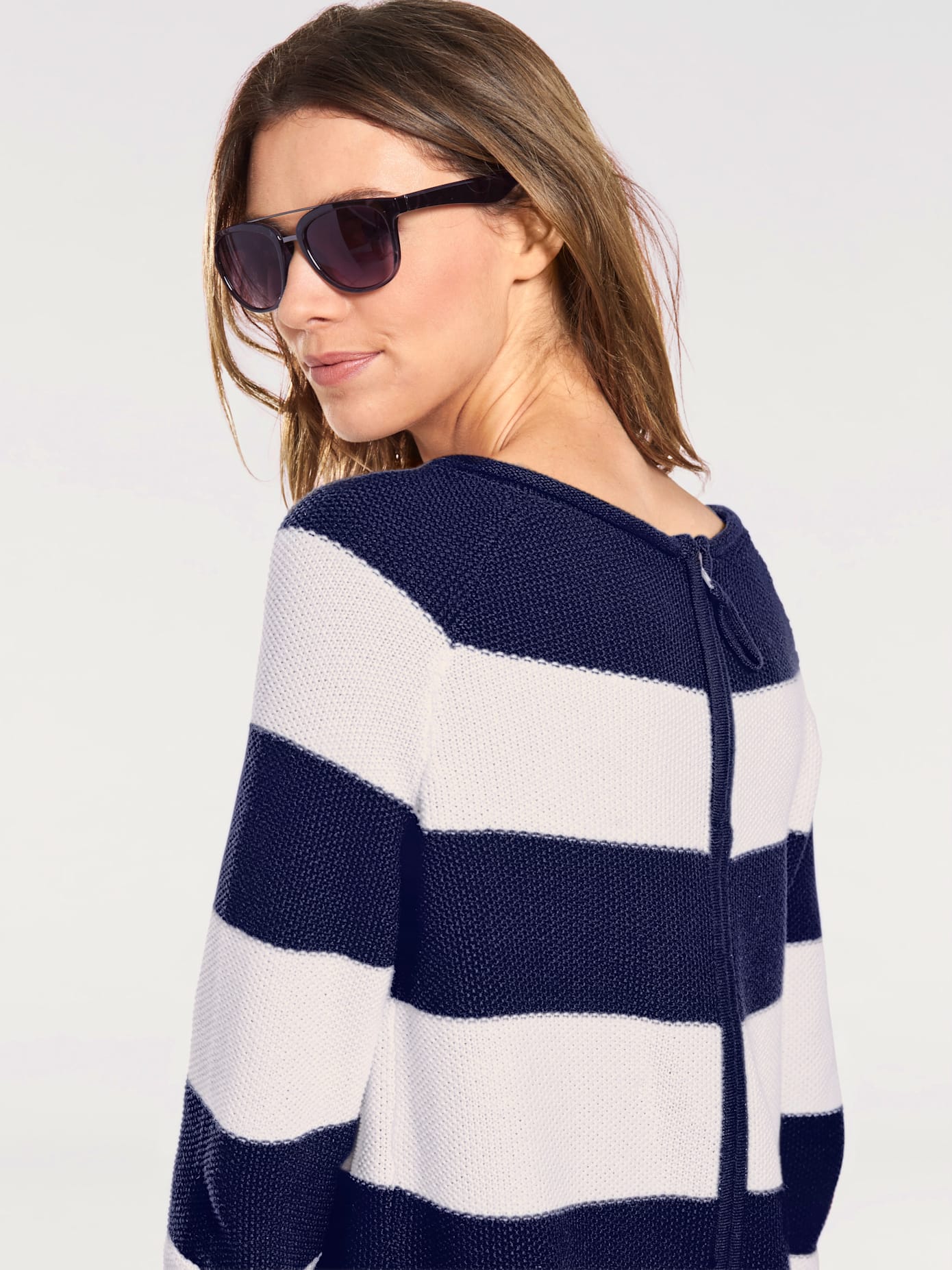 Pull col rond grosses rayures tendance avec glissière au dos