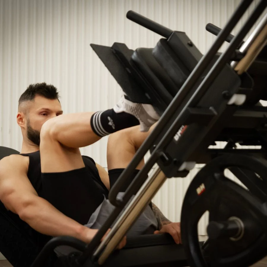 BH FITNESS HACK SQUAT - LEG PRESS 45º