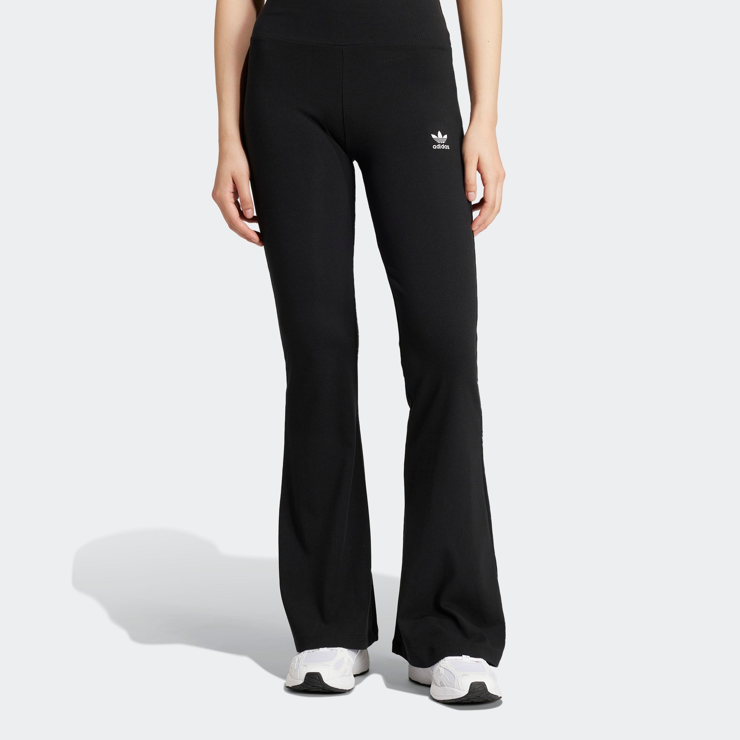 adidas Originals Leggings »ESS FL LEGGINGS«  mit ausgestelltem Bein und Ripp Optik, hoher Bund