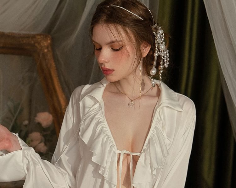 Abriea - Set: Nachthemd met lange mouwen en ruches + string