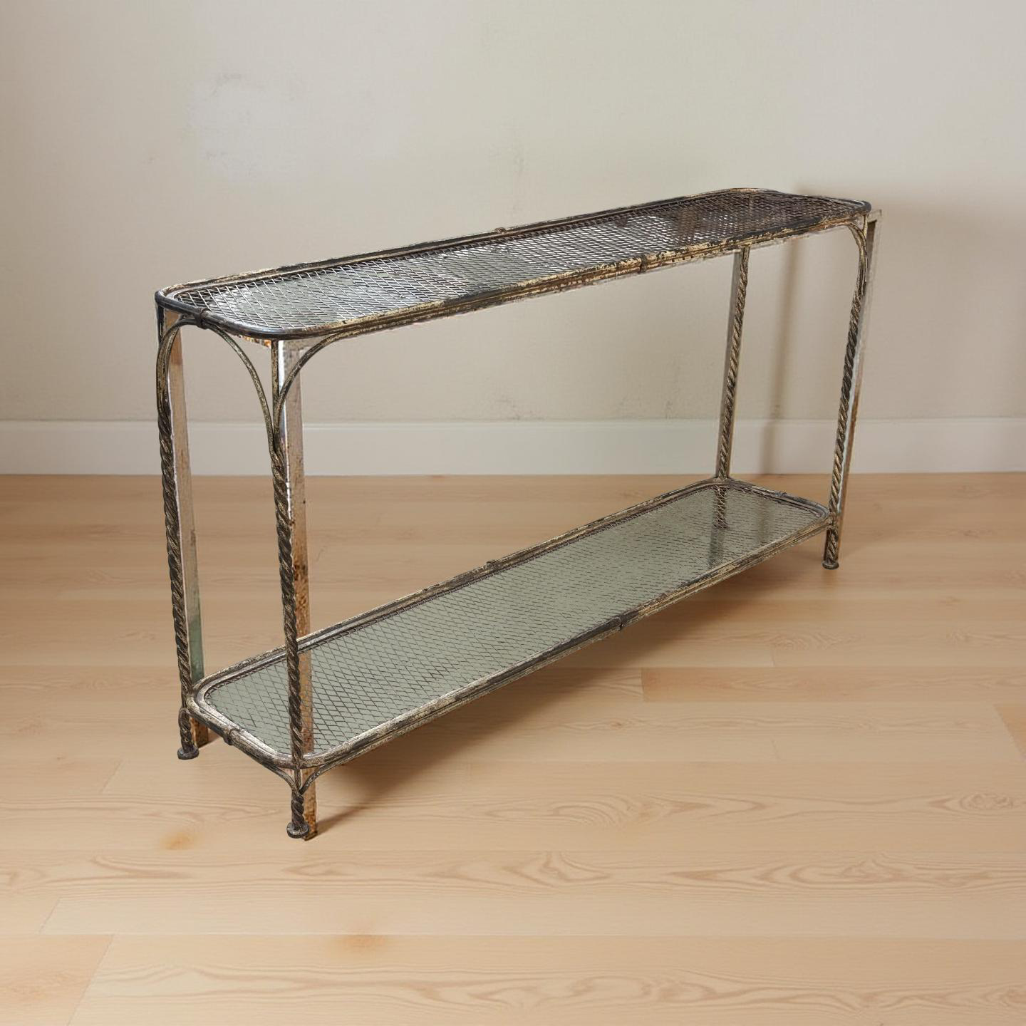 Dressoir ijzerdraad uniek