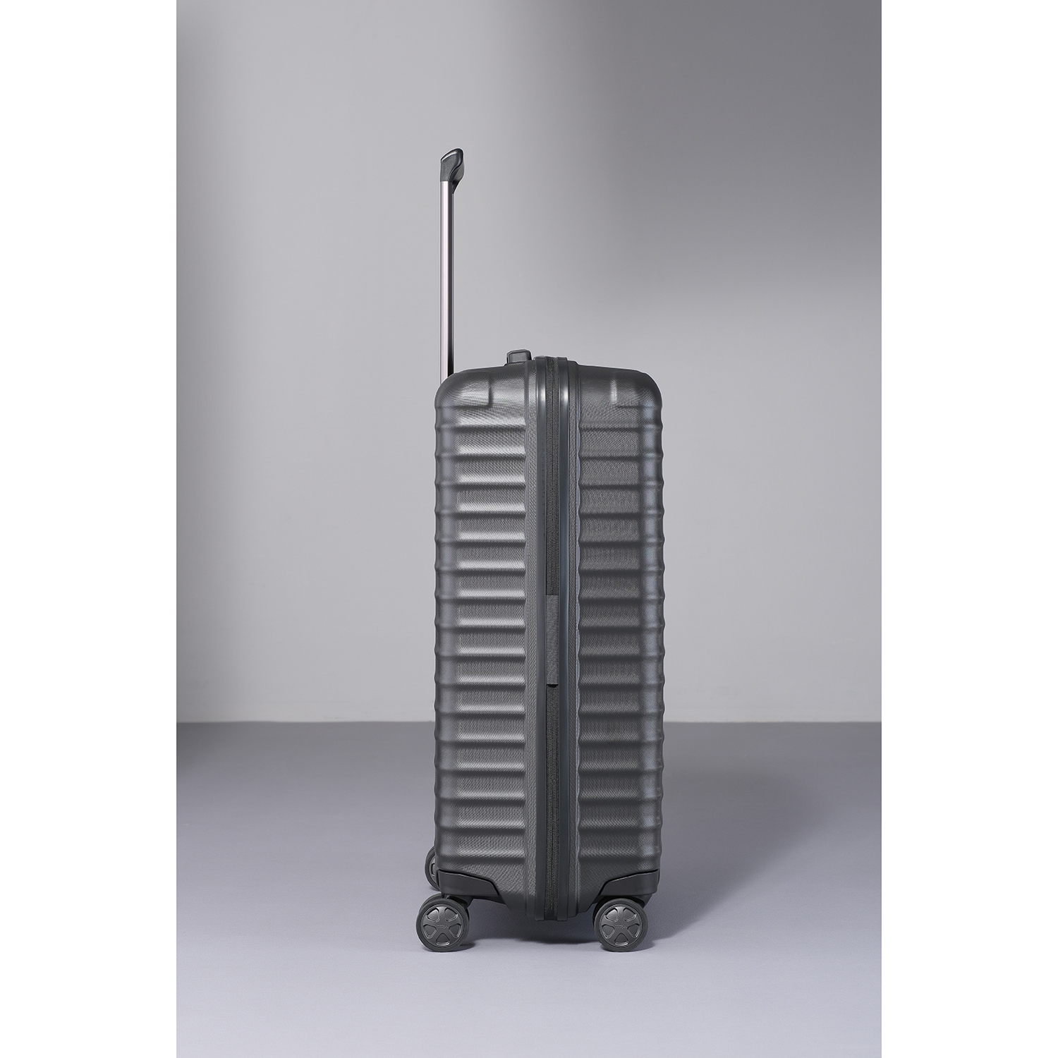 TITAN Litron 4 Wheel Trolley M black