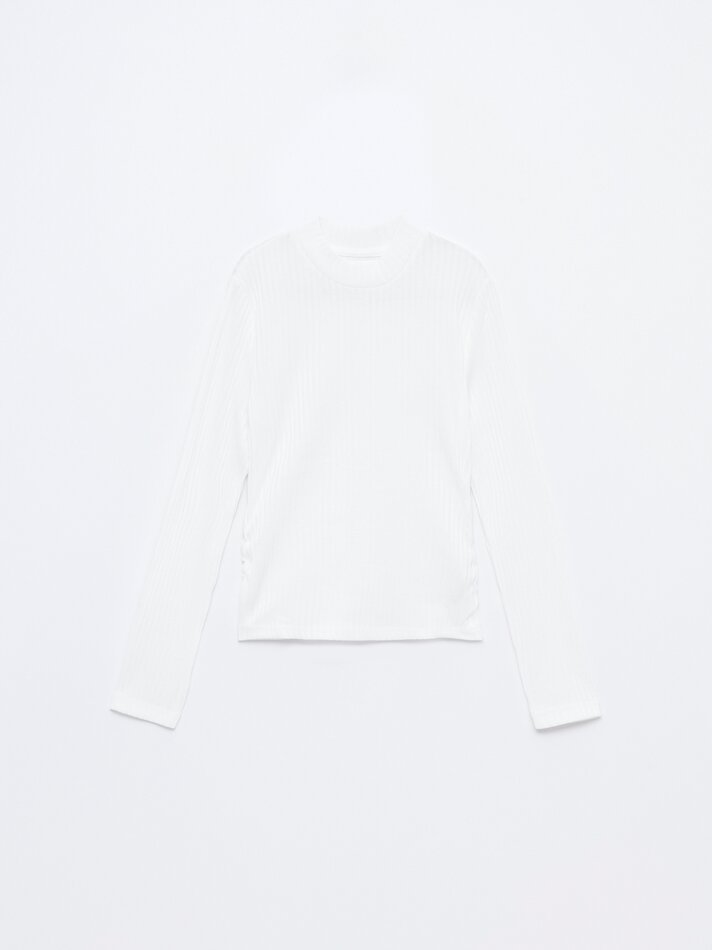 Camiseta com estampa lateral desgastada - Branca