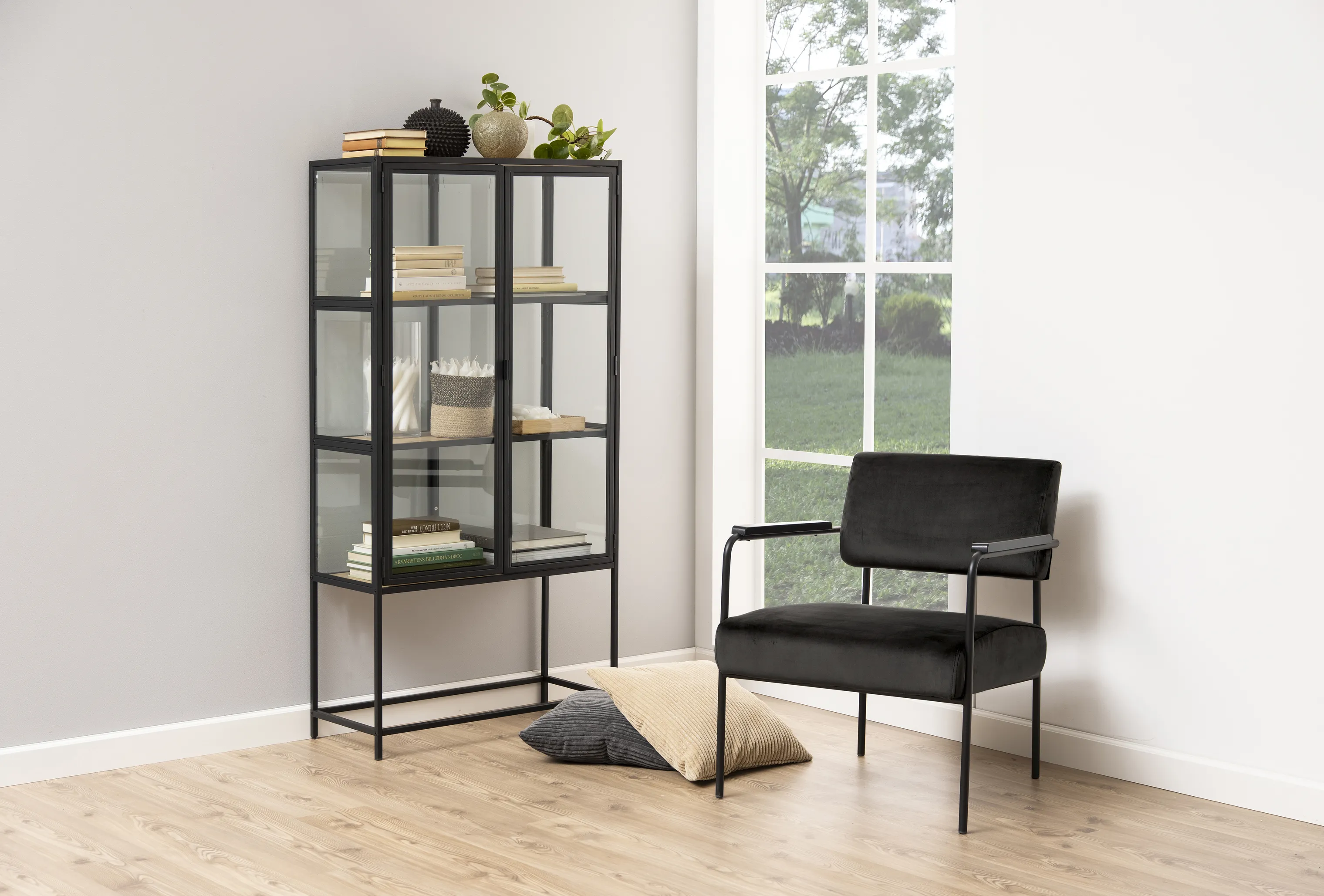 CASA Living Seaford Vitrine