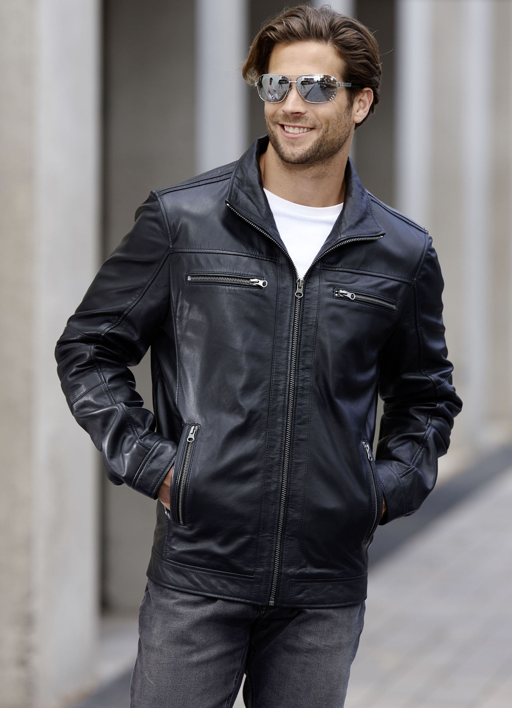 Lederkurzjacke mit Innentaschen