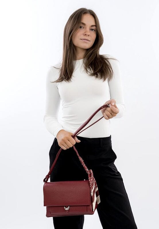 Emily & Noah Hasina Crossover Bag Black