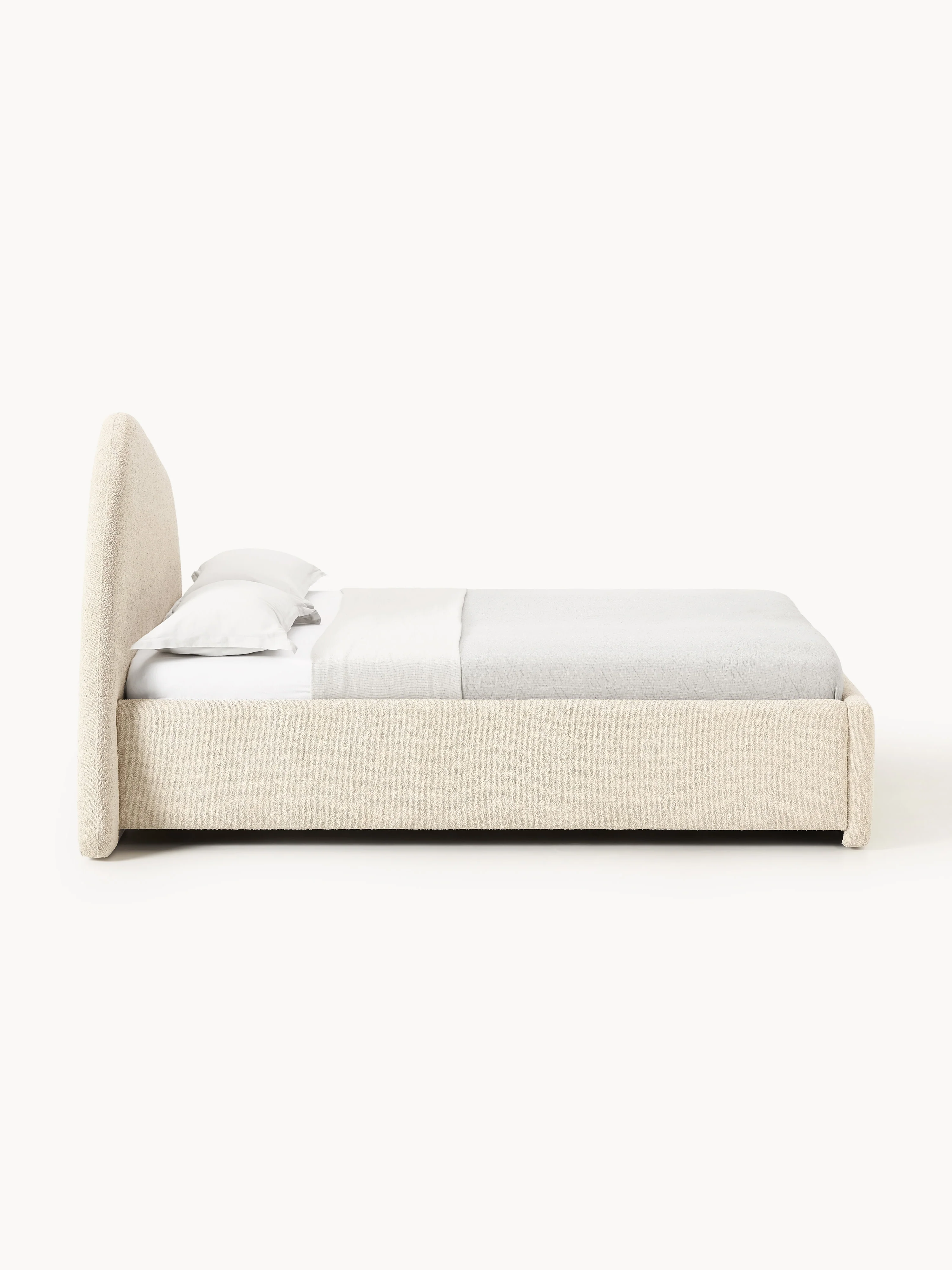 Bouclé gestoffeerd bed Gary