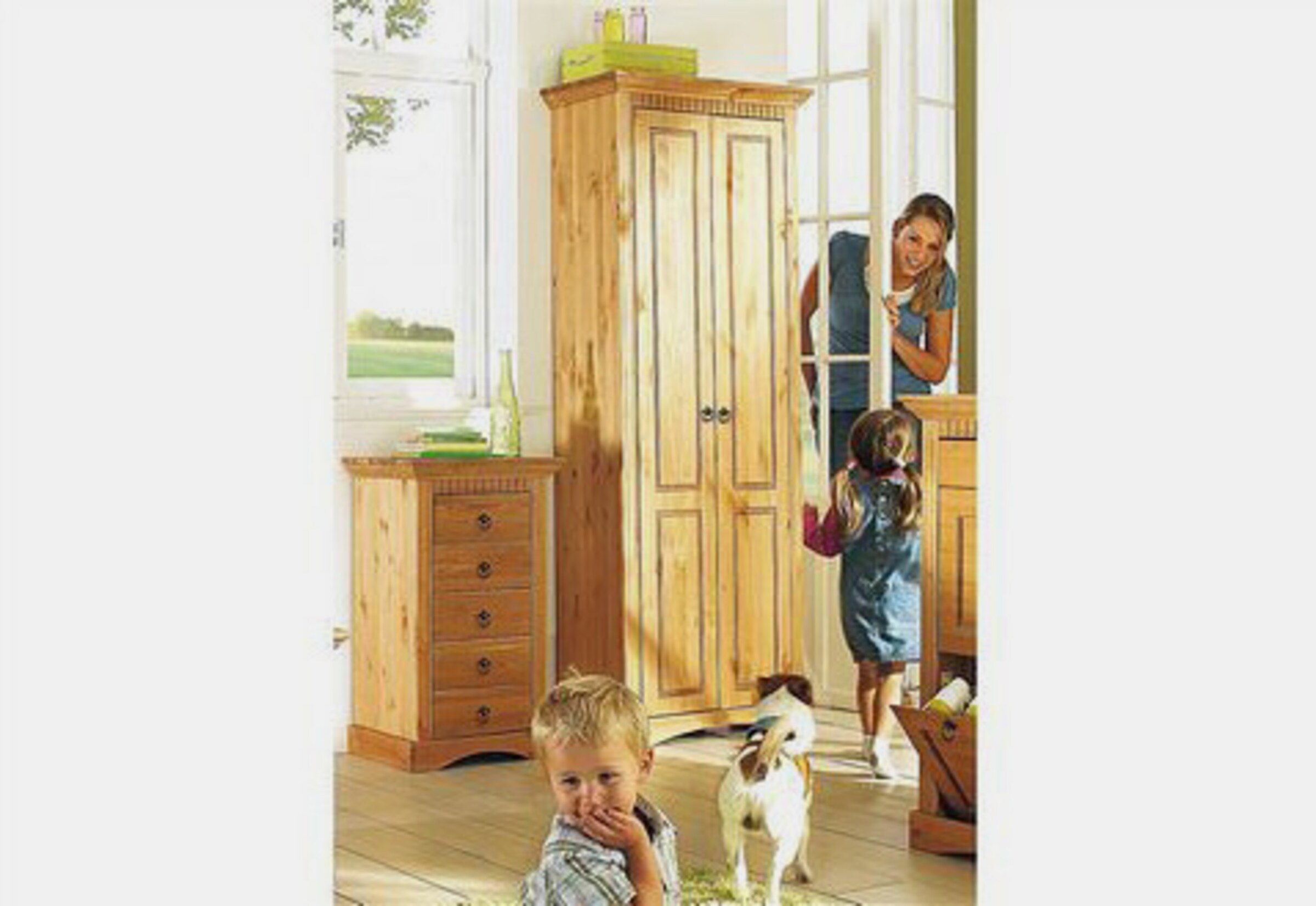 Garderobenschrank