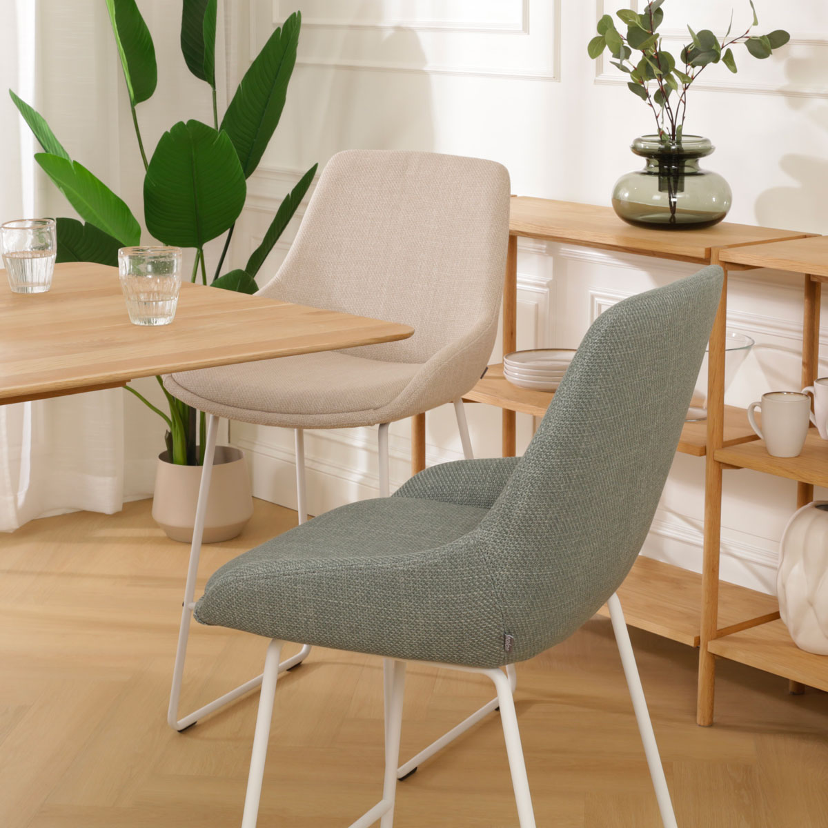 Barkruk Nino-Isa groen - wit onderstel - 65 cm