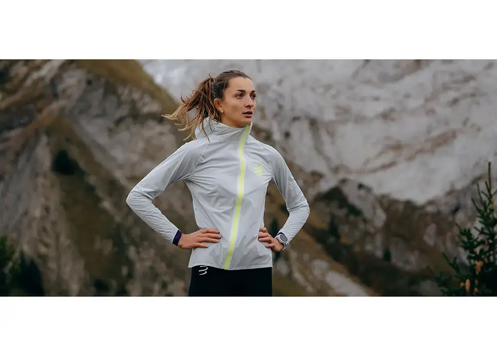 Compressport Hurricane Waterproof 10/10 Hardloopjack Wit Dames