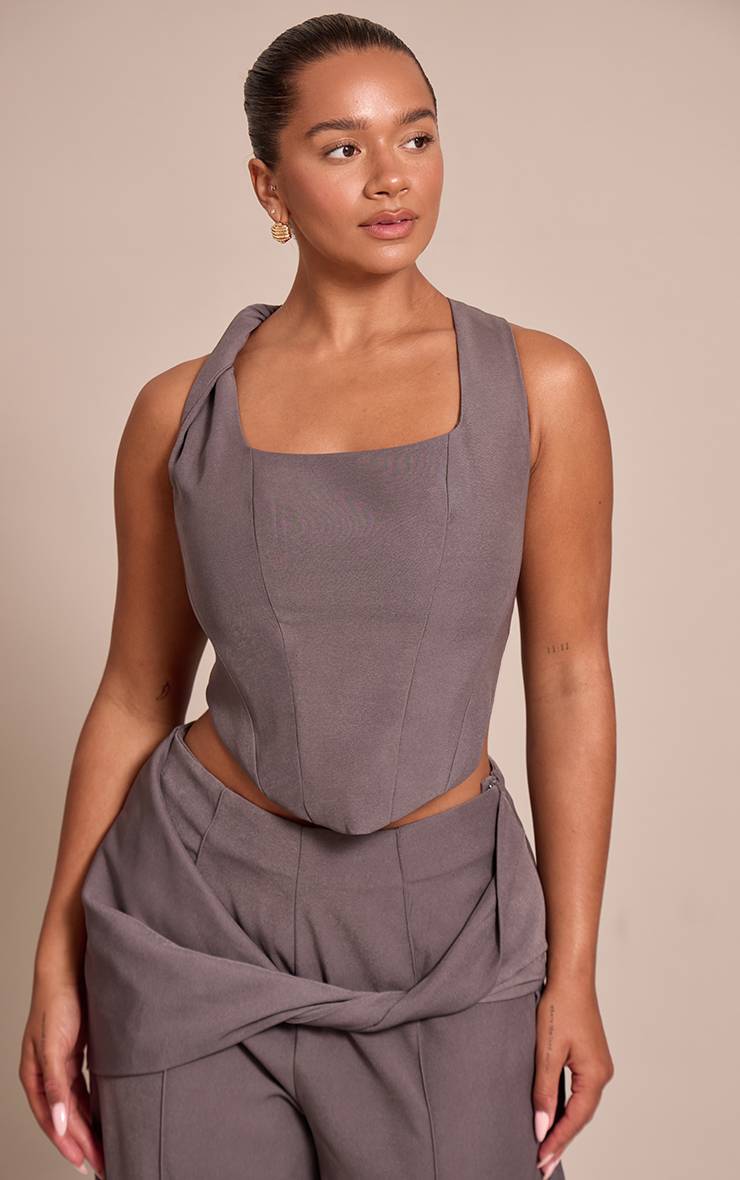 Charbon Top Corset Ajusté À Épaules Torsadées Shape