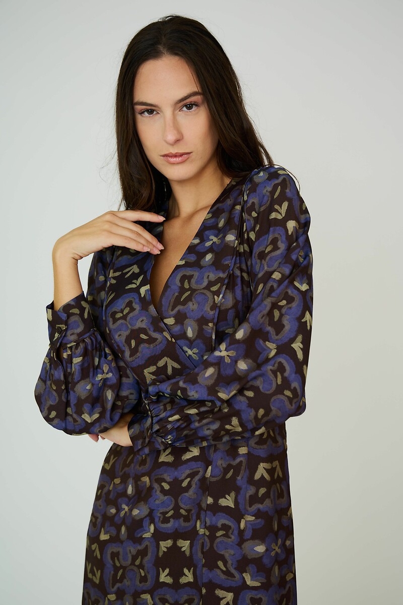 ATÉ BREVE<br>Vestido midi, mangas compridas, decote em V