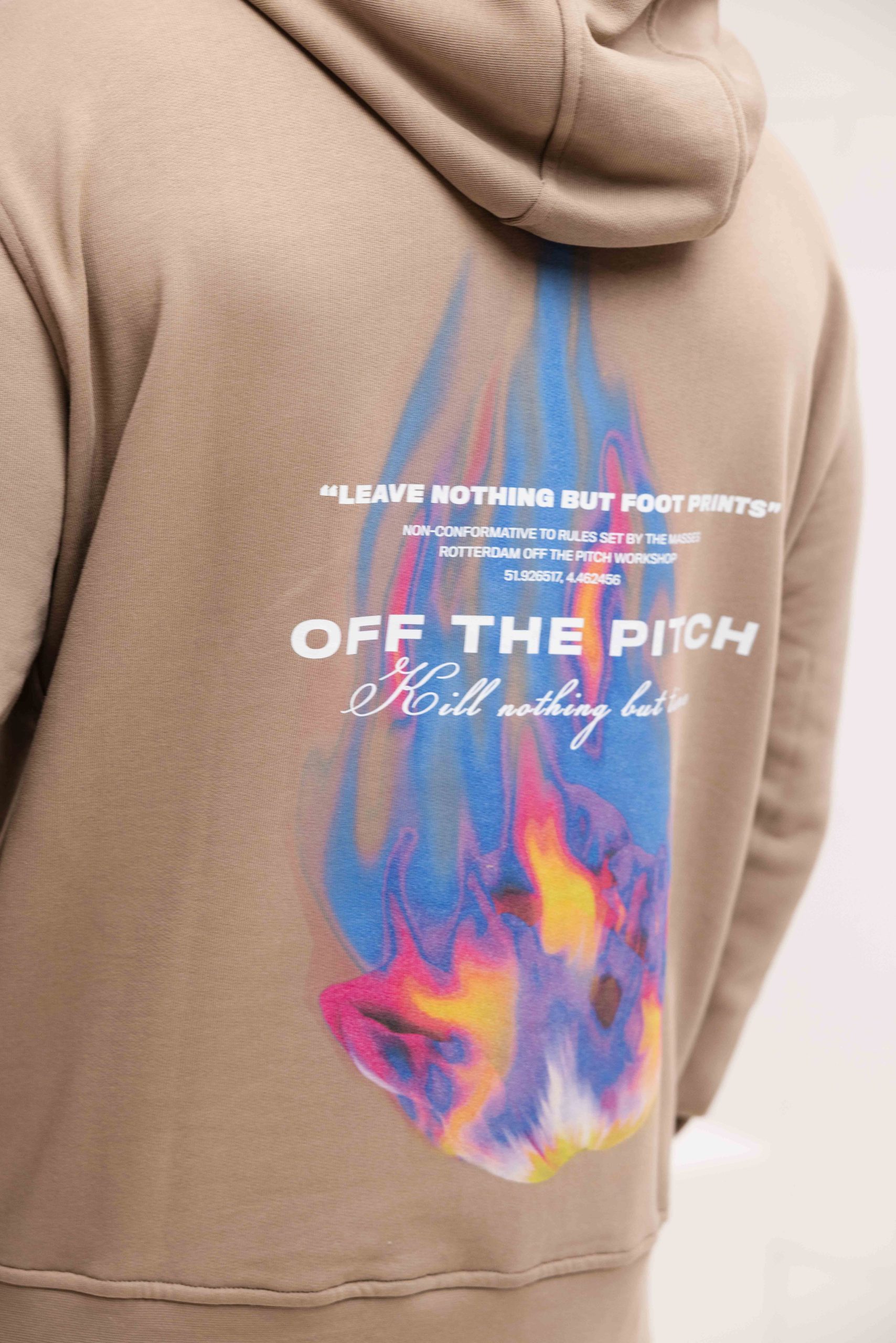 Off The Pitch Burning Flower Hoodie Heren Lichtbruin