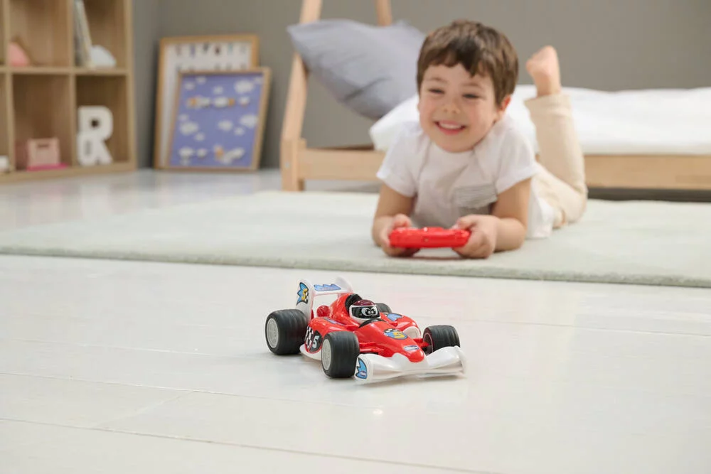 TURBO TEAM - TOM VOITURE DE COURSE RADIOCOMMANDEE