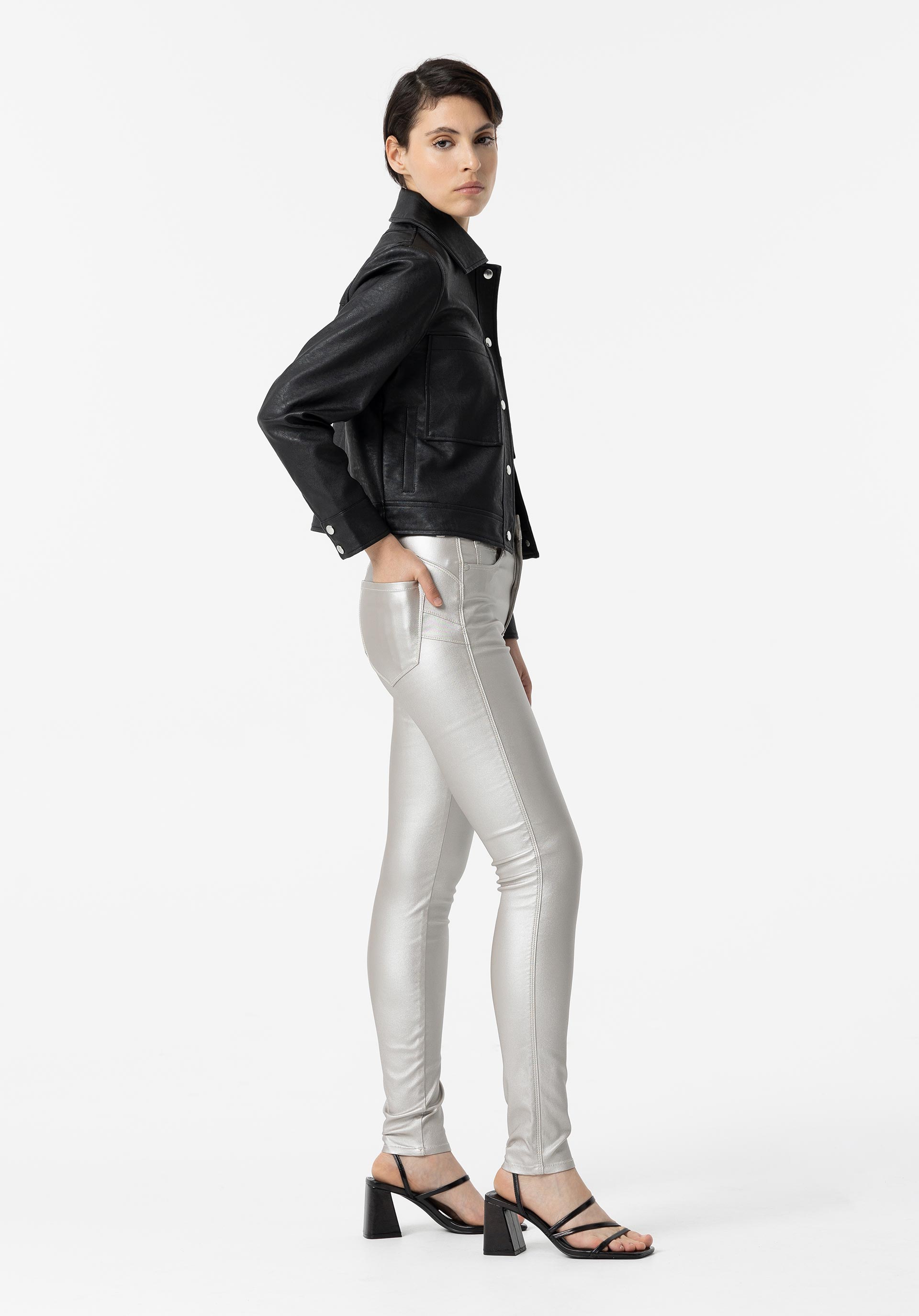 Calças Push-up Skinny Cintura Alta C/ Brilho