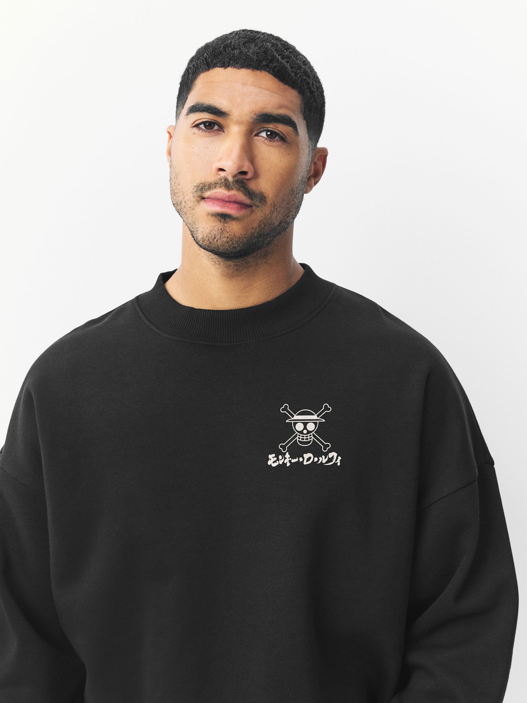 Zwart - One Piece Graphic Print Licence Crew Sweatshirt