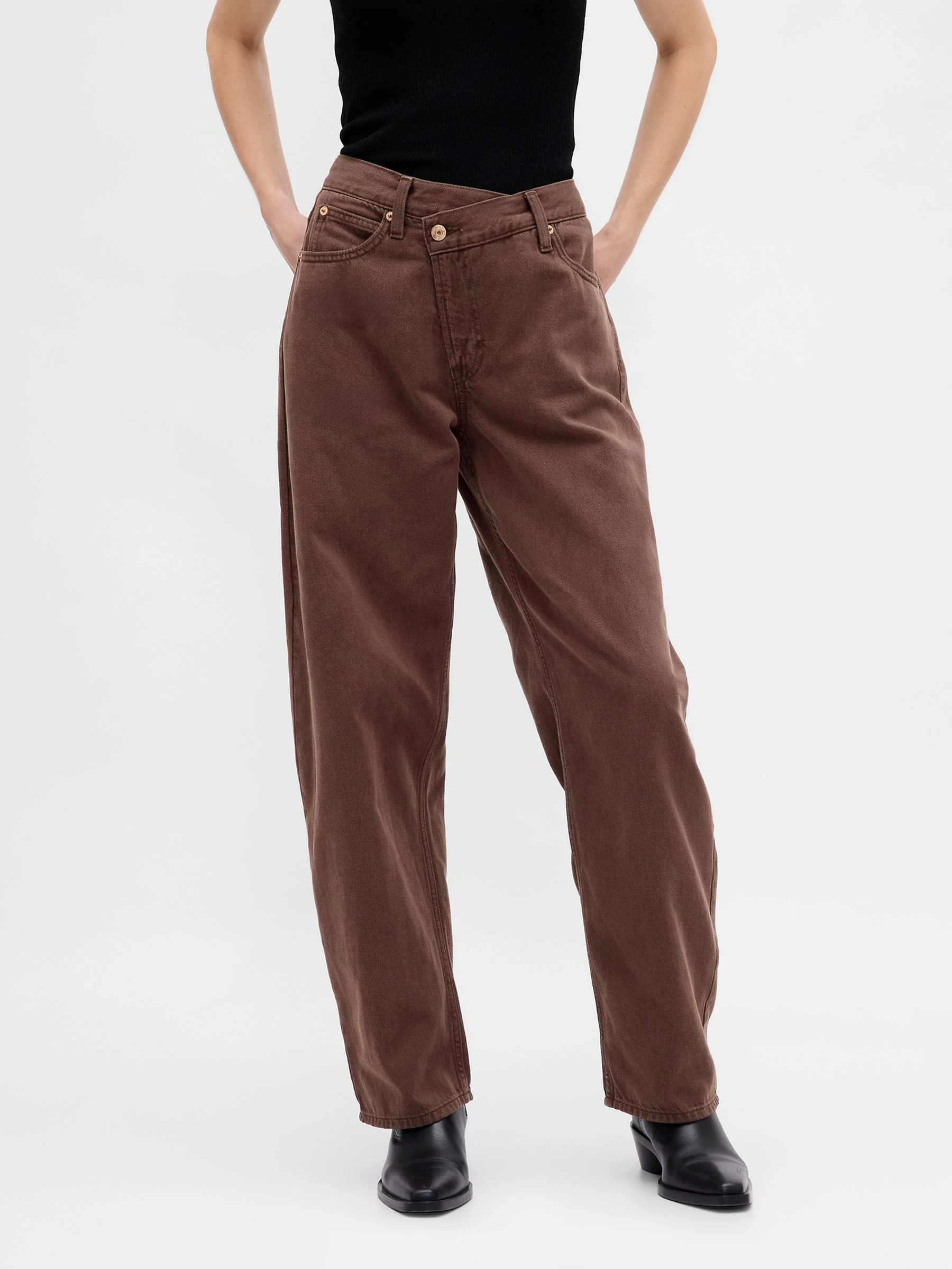 Gap High Waisted UltraSoft Crossover Barrel Jeans