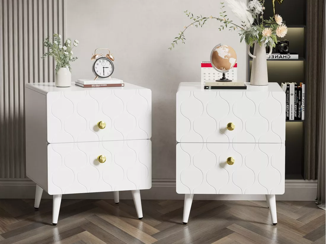 Lot de 2 Tables de chevet à motif ondulé - avec poignées dorées et 2 tiroirs - façades laquées - Blanc