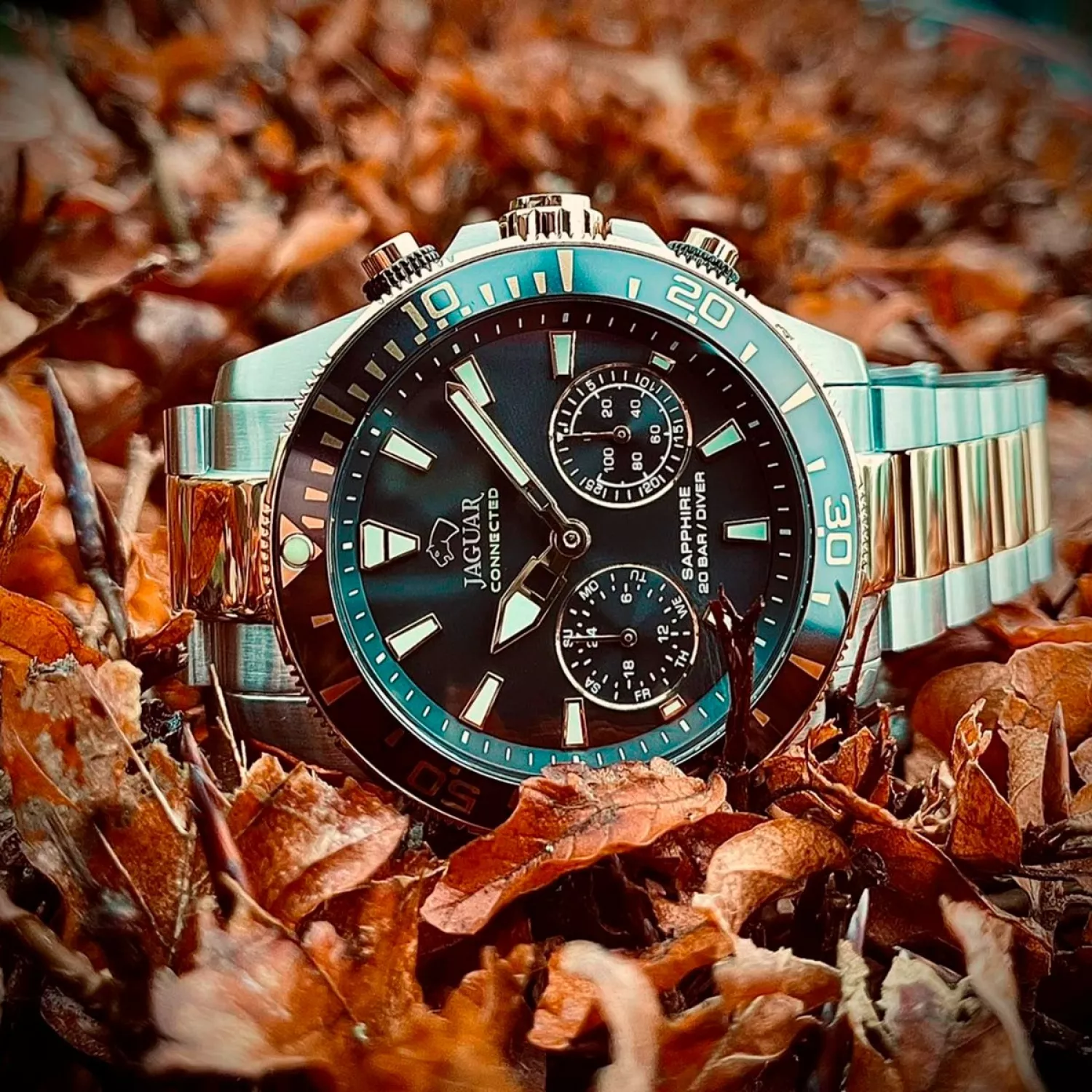 Jaguar Connected Diver J889/4