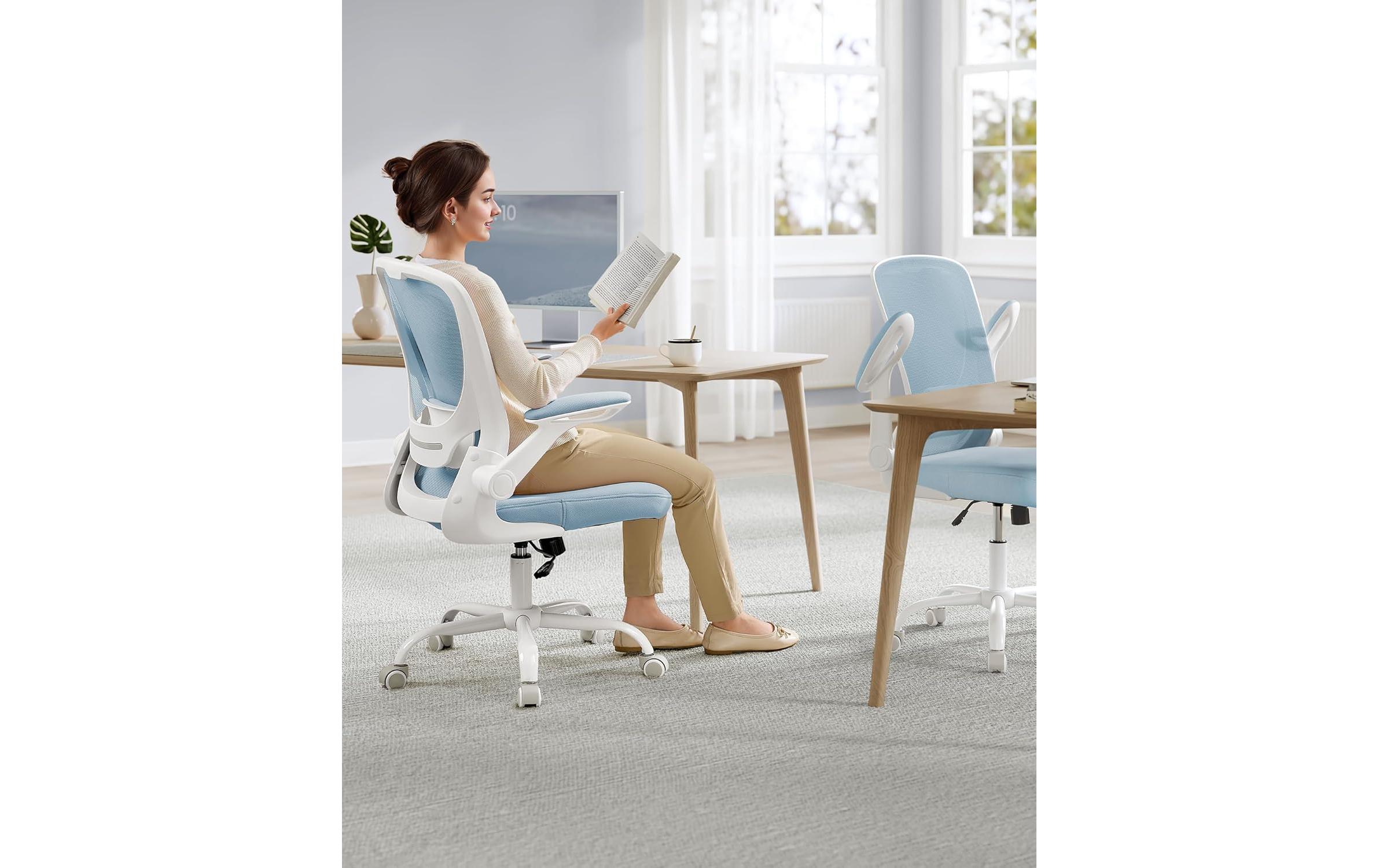 Bürostuhl mit klappbaren Armlehnen Hellblau<br>Ergonomischer Bürostuhl