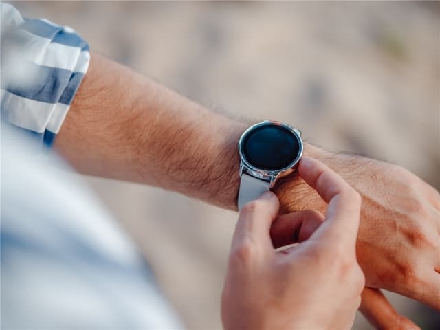 Forever ForeVive2 SB-330 Smartwatch, Svart