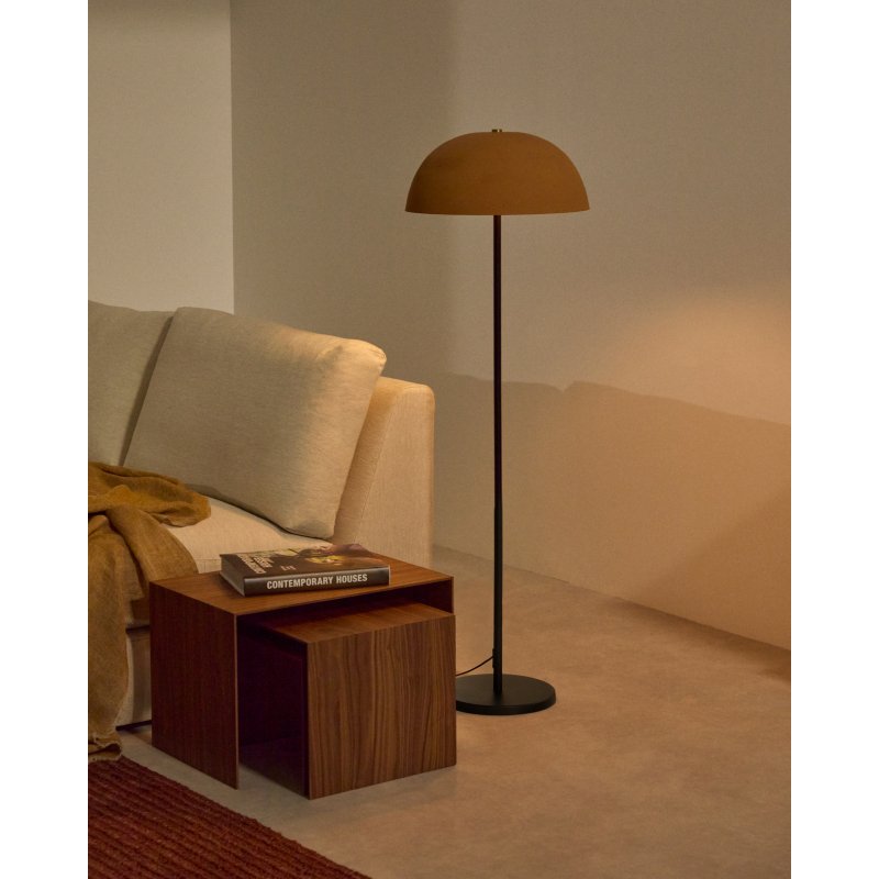 Lampadaire Nibla en métal noir et abat-jour avec effet terre cuite