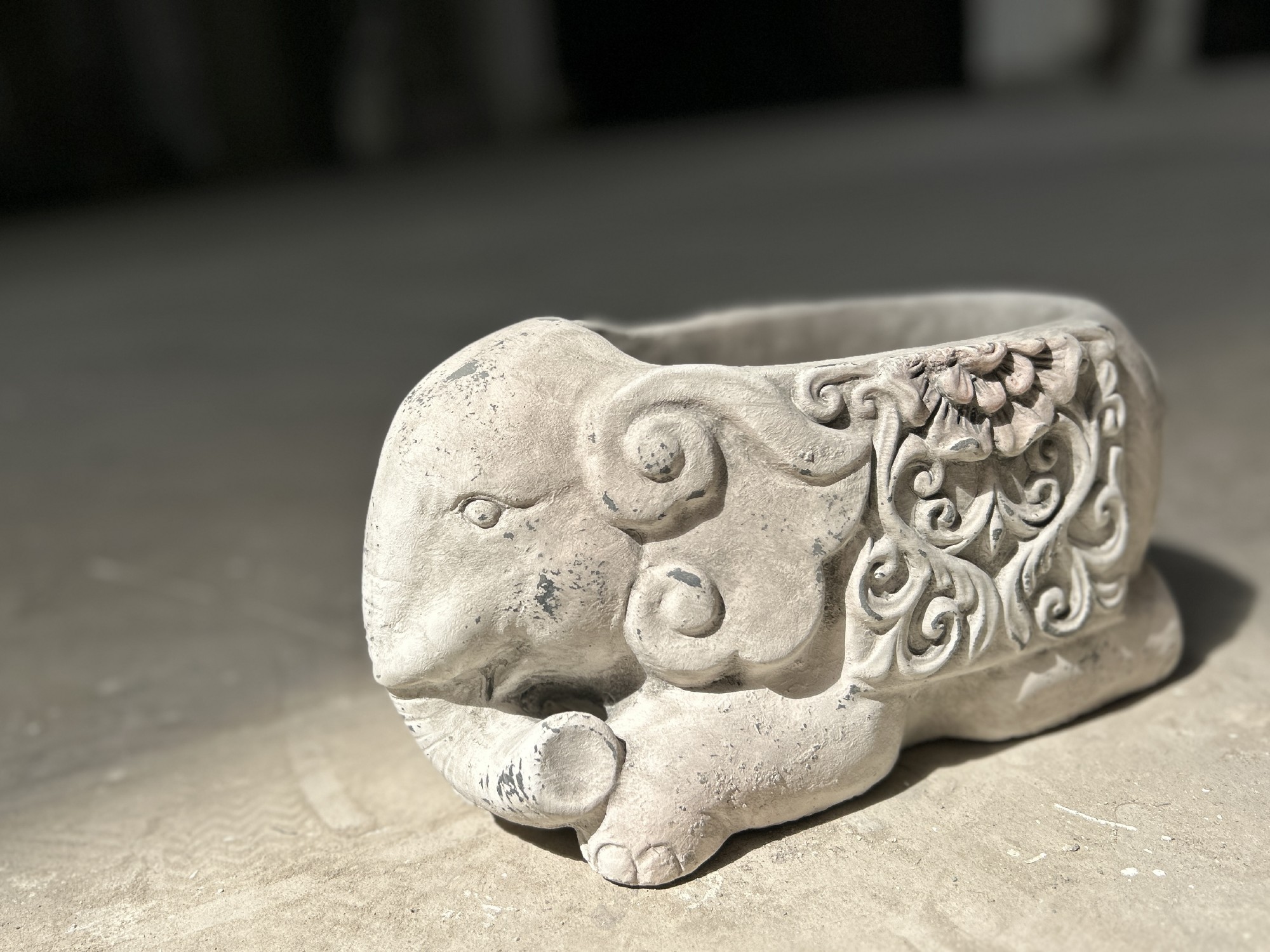 Pflanztopf 'Elefant', weiß, B 30,5 cm, L 15,5 cm, H 16 cm günstig bestellen