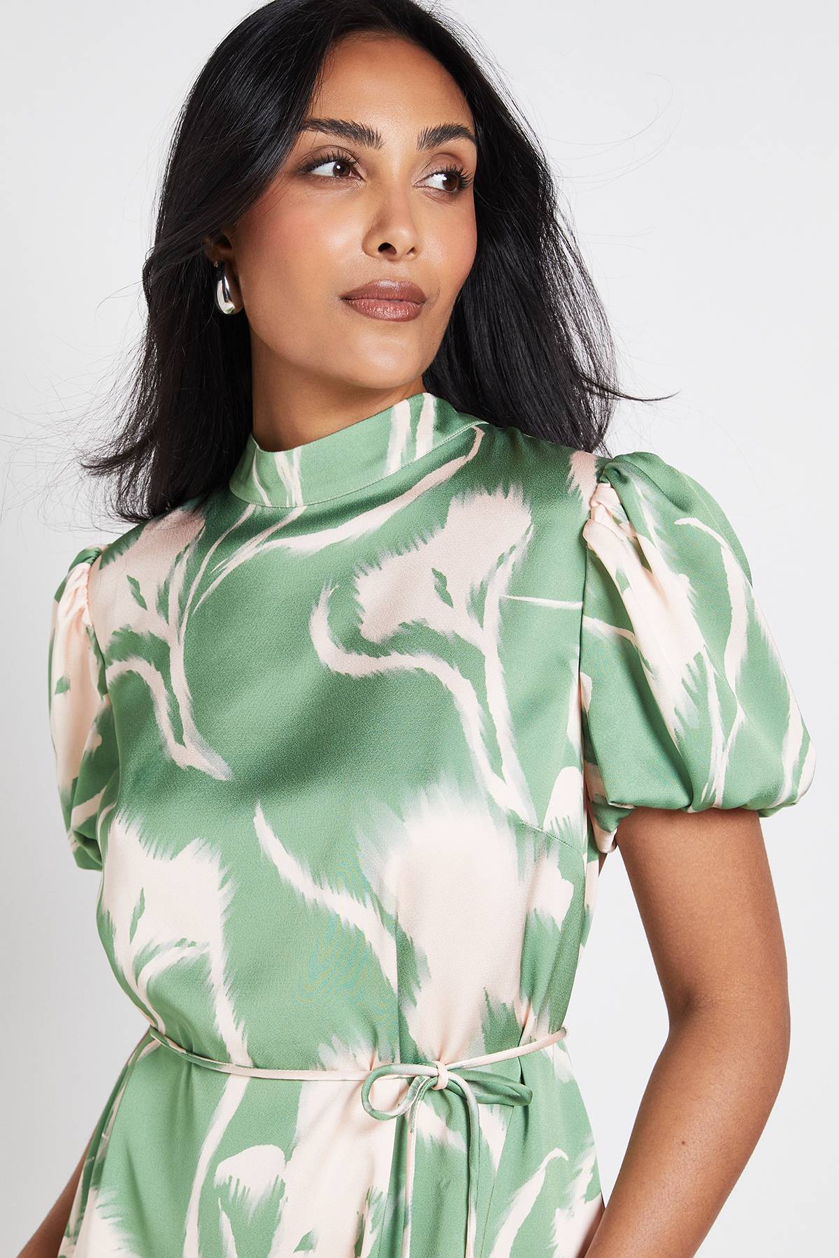Wallis Robe Midi En Satin À Motif Fleuri Petite