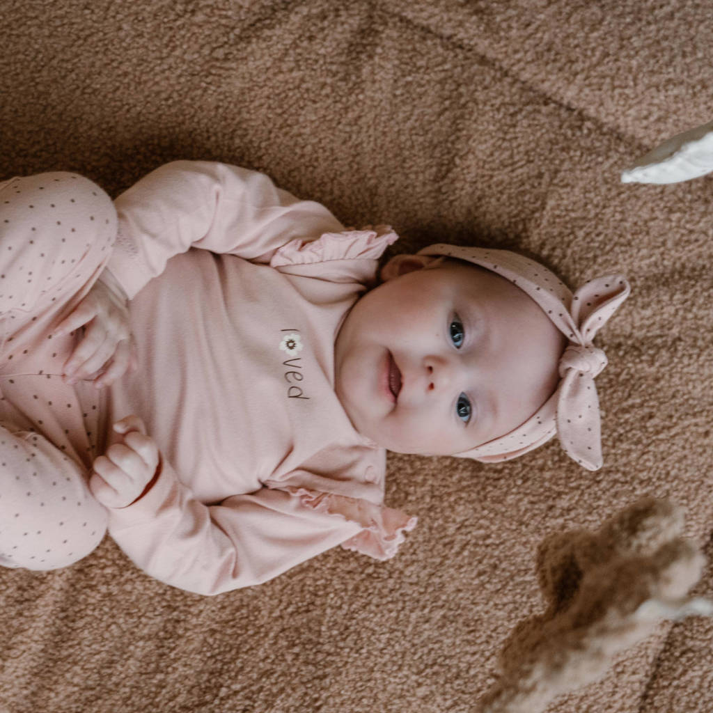 Dirkje baby longsleeve met printopdruk en ruches roze