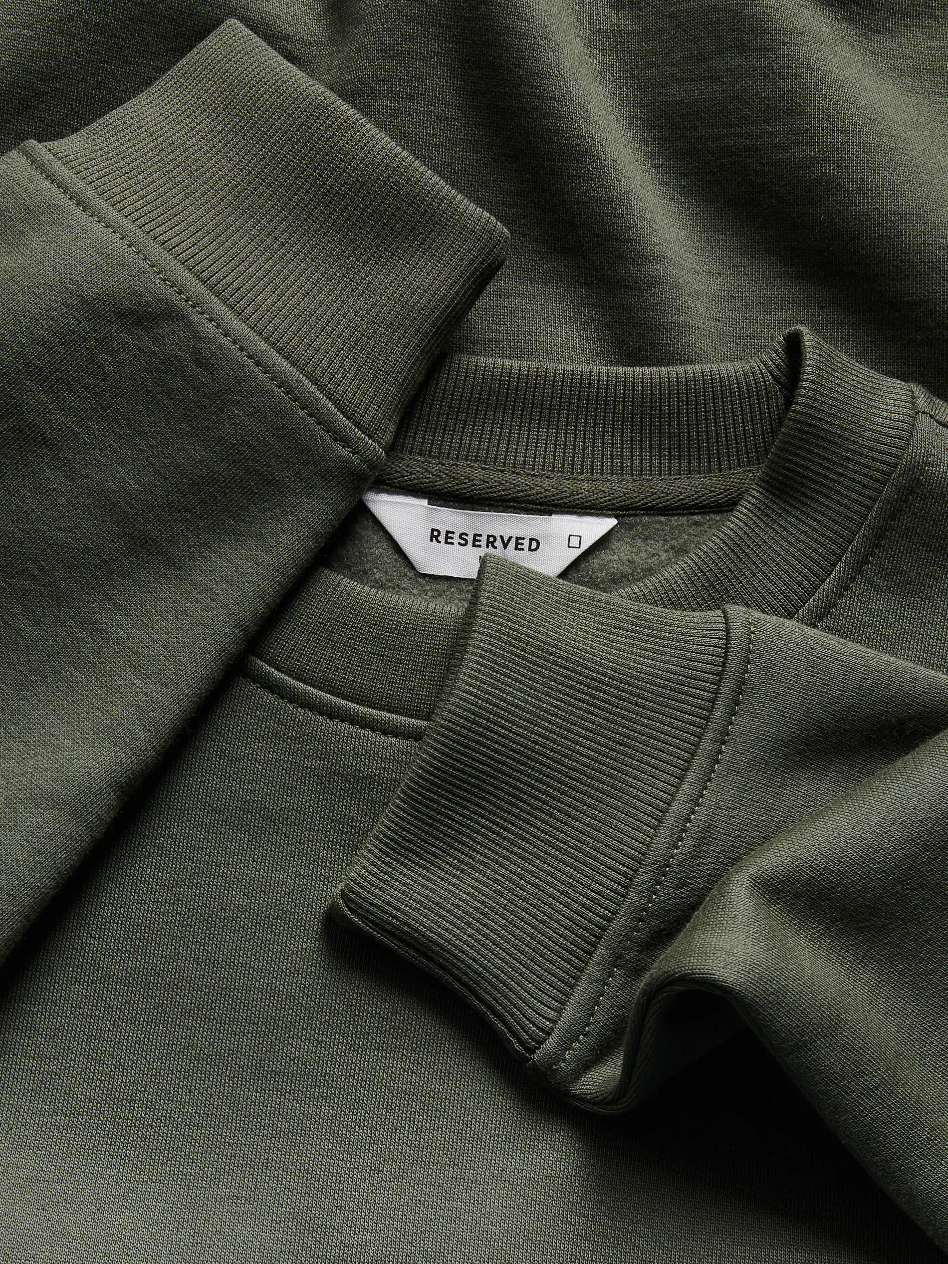 Schlichtes Sweatshirt mit Baumwollmischung