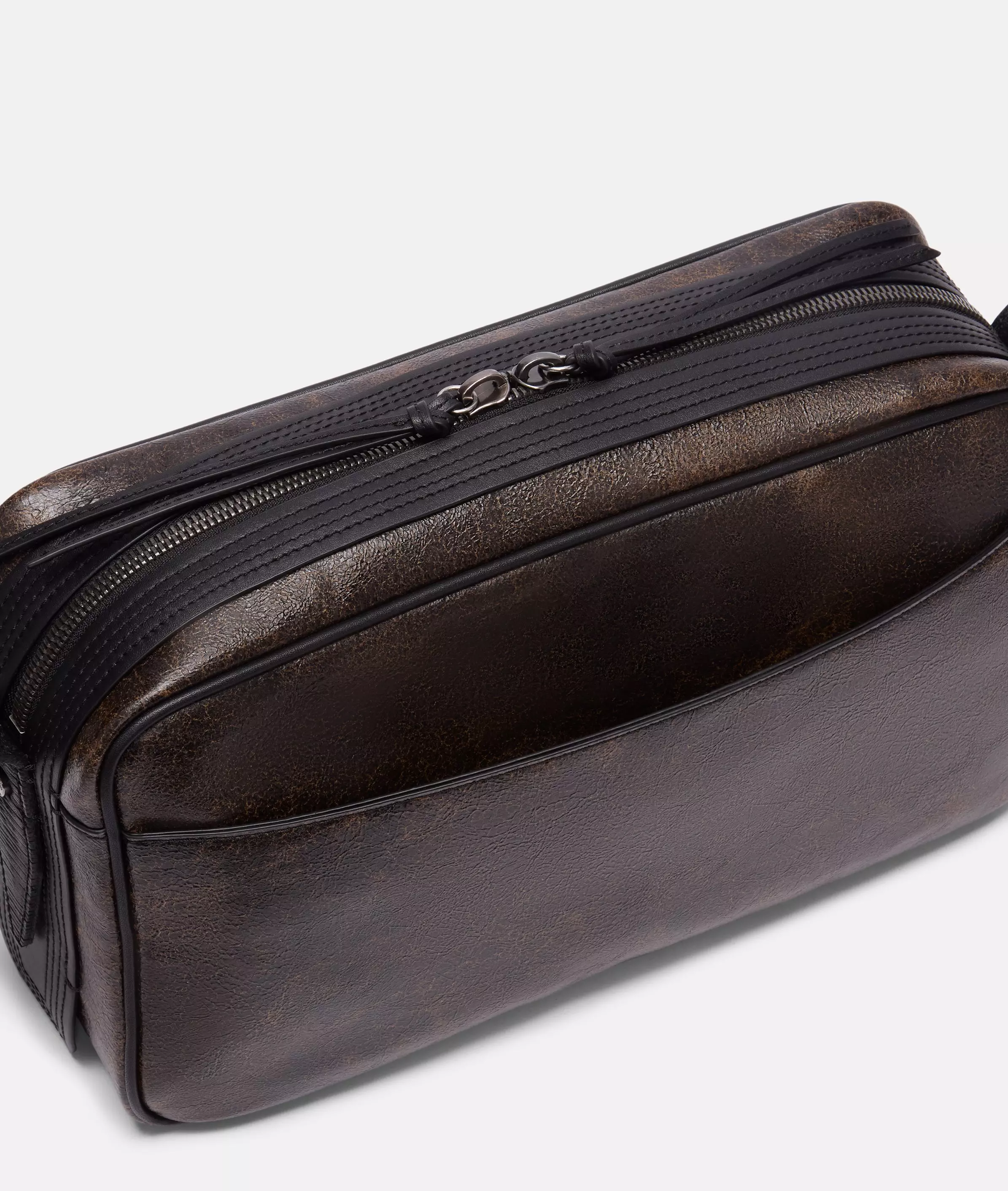 Juno Satchel M Spacious faux leather shoulder bag