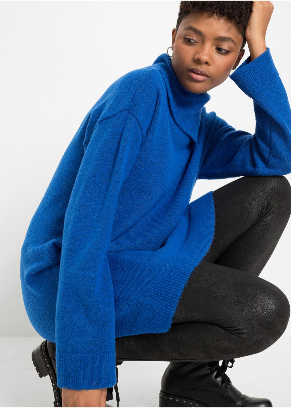 Robe en maille avec col volumineux