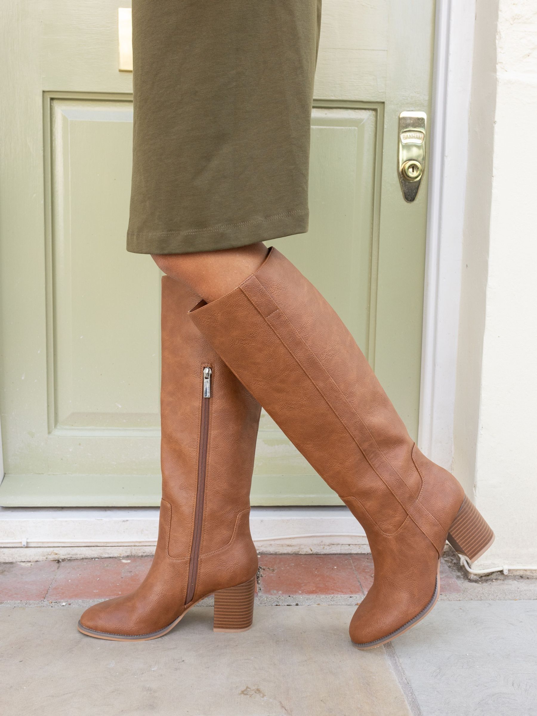 Bruin - Novo Giovanna Block Heel Knee High Boots