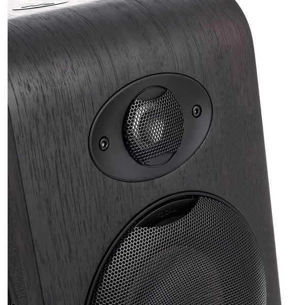 Focal Shape 50