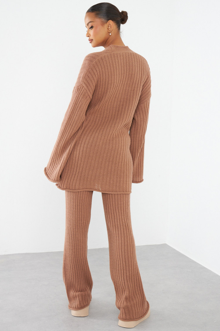 Ensemble 2 pièces gilet croisé + pantalon marron en maille