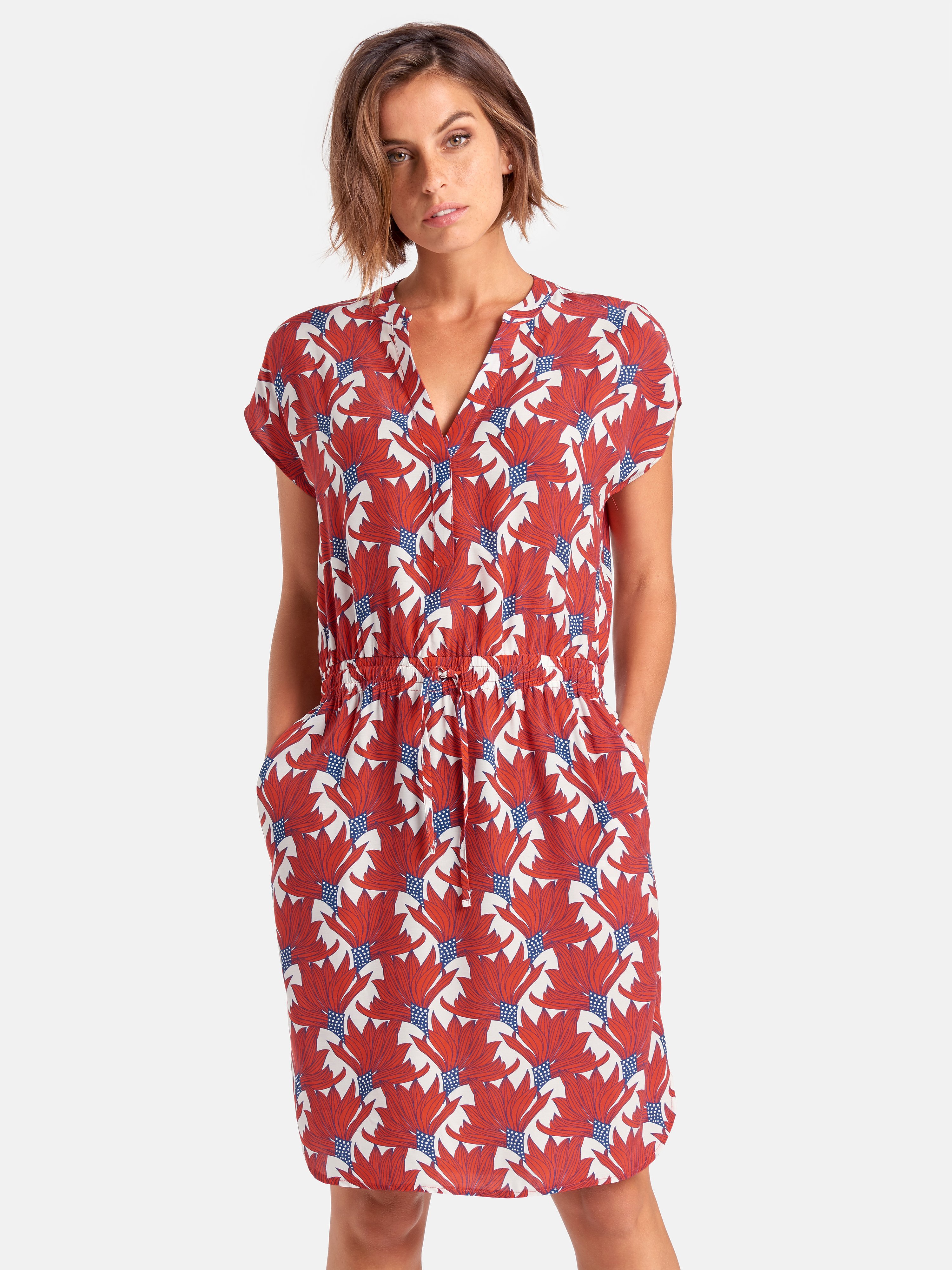Kleid mit überschnittener Schulter